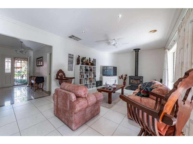 11 Battunga Court, Strathfieldsaye VIC 3551