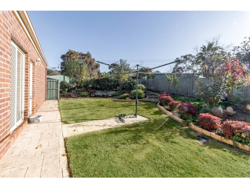 11 Battunga Court, Strathfieldsaye VIC 3551