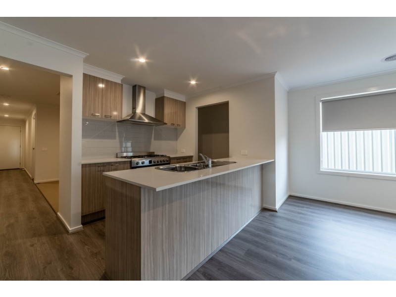 26 Langley Drive, Epsom VIC 3551