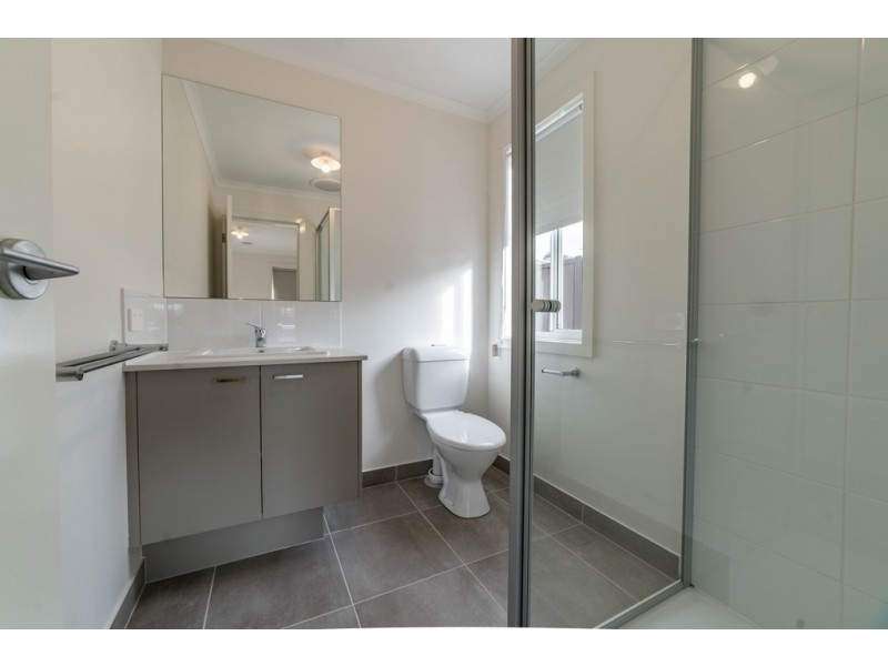 26 Langley Drive, Epsom VIC 3551