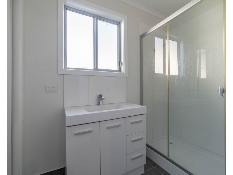 9 Daniel Street, Long Gully VIC 3550