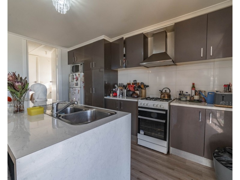 9 Daniel Street, Long Gully VIC 3550