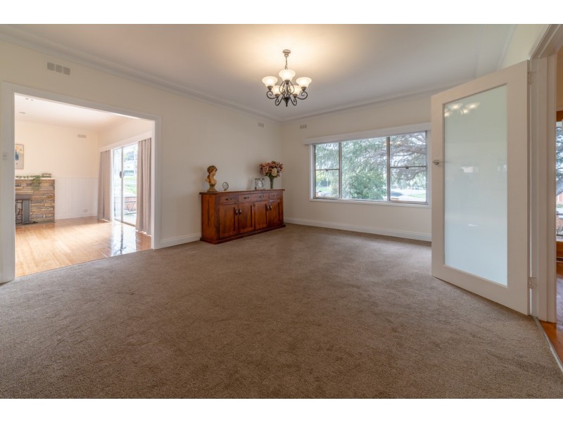 73 Specimen Hill Road, Golden Square VIC 3555