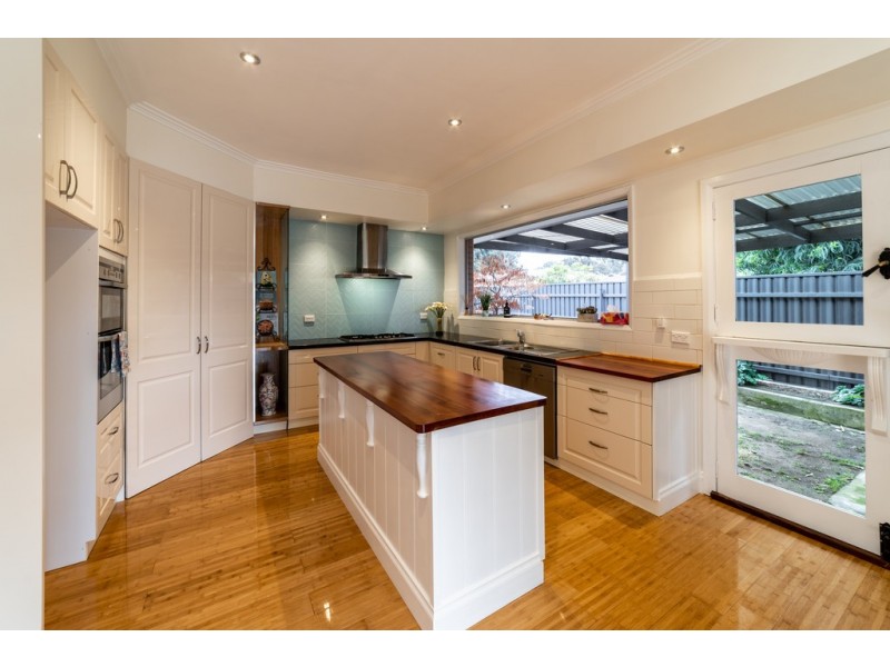 73 Specimen Hill Road, Golden Square VIC 3555