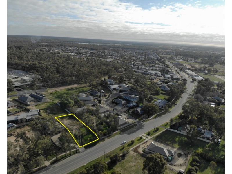 77 Kennewell Street, White Hills VIC 3550