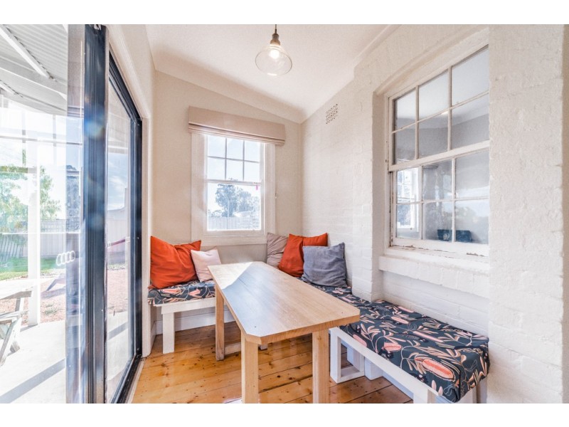 84 Neale Street, Kennington VIC 3550