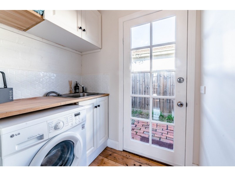 84 Neale Street, Kennington VIC 3550