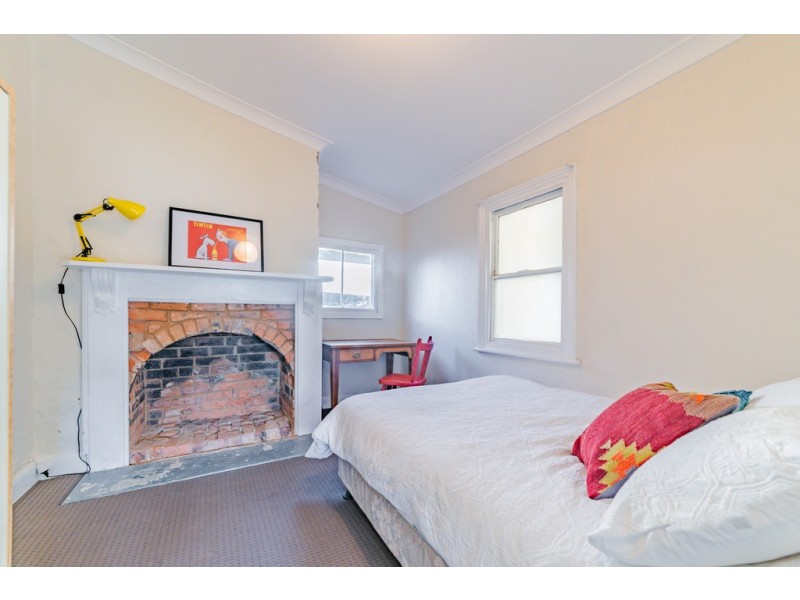 84 Neale Street, Kennington VIC 3550