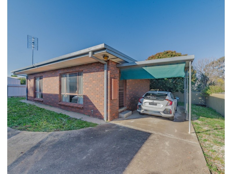 2/15 Chapple Street, Eaglehawk VIC 3556