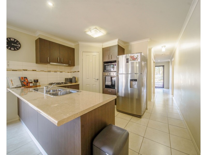 115 St Killian Street, White Hills VIC 3550