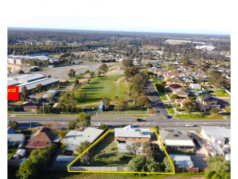 43 Holmes Road, Long Gully VIC 3550