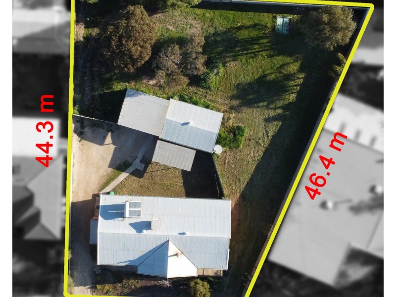 43 Holmes Road, Long Gully VIC 3550