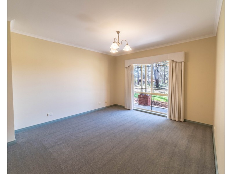 34 Homebush Drive, Junortoun VIC 3551