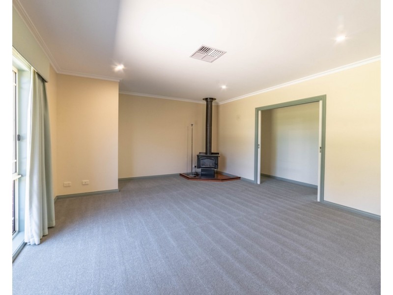 34 Homebush Drive, Junortoun VIC 3551