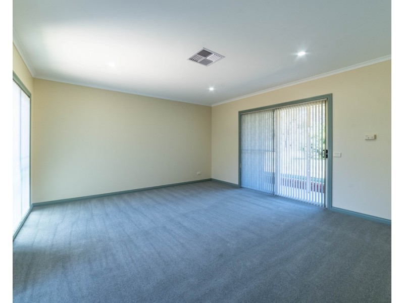 34 Homebush Drive, Junortoun VIC 3551