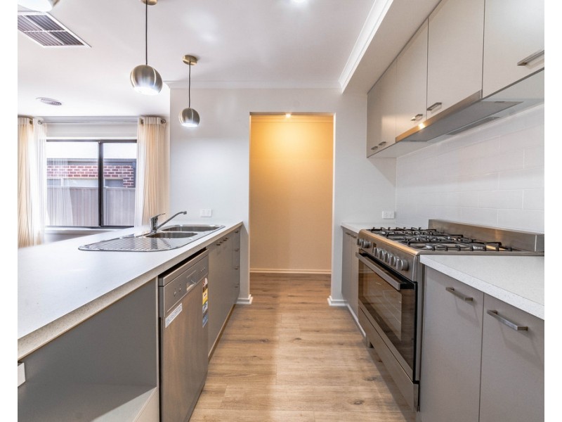 22 Eldridge Court, Kangaroo Flat VIC 3555