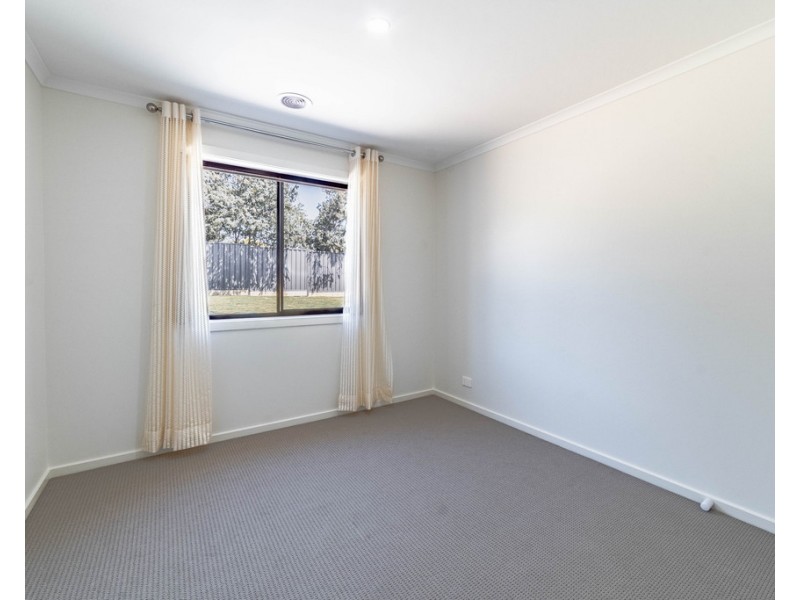 22 Eldridge Court, Kangaroo Flat VIC 3555