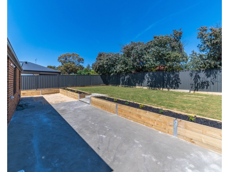 22 Eldridge Court, Kangaroo Flat VIC 3555