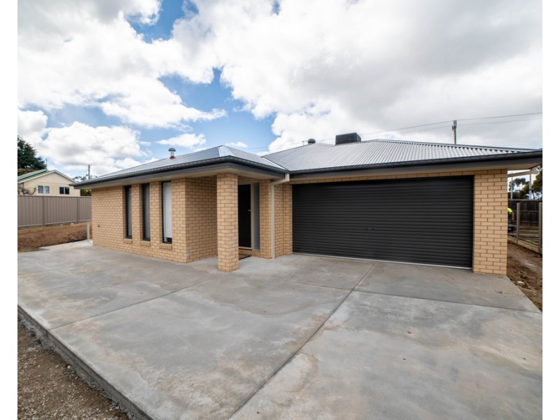 15 Quartz Place, Golden Square VIC 3555
