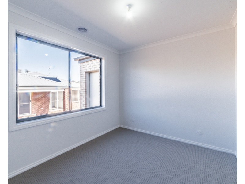 15 Quartz Place, Golden Square VIC 3555