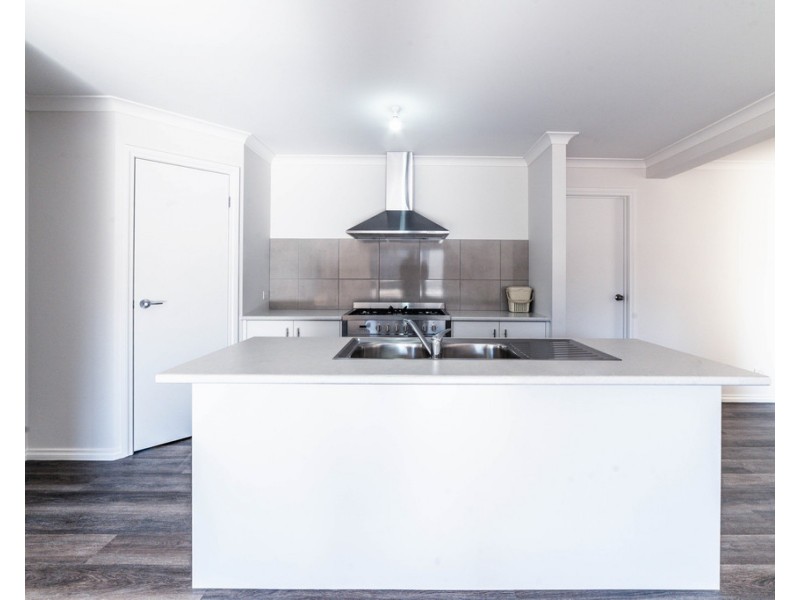 15 Quartz Place, Golden Square VIC 3555