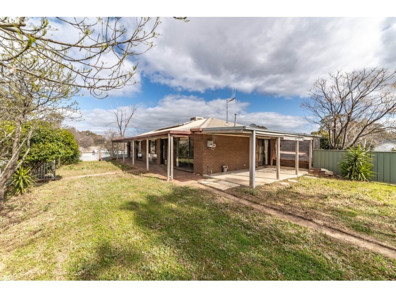 11 Regent Street, Kangaroo Flat VIC 3555