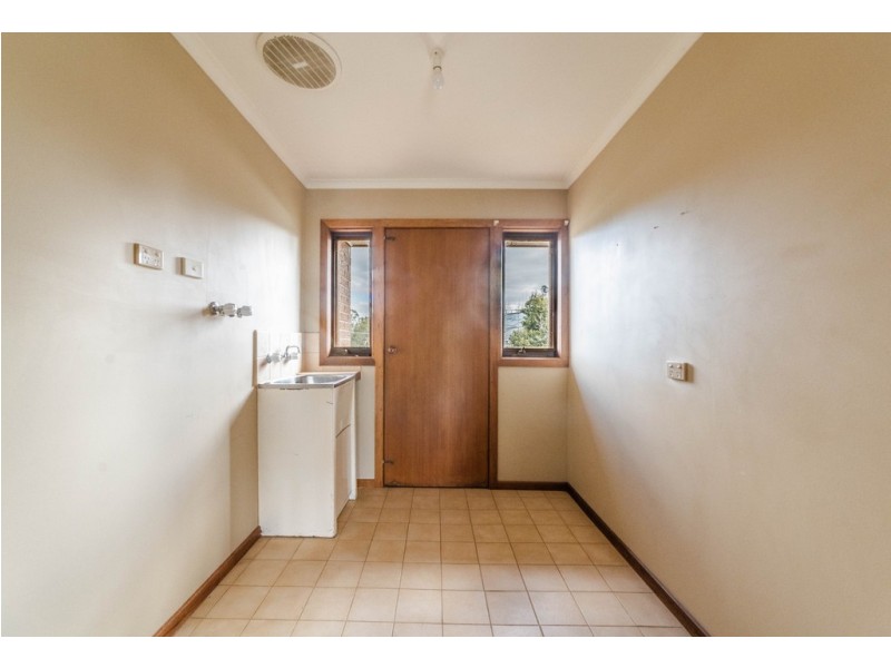 11 Regent Street, Kangaroo Flat VIC 3555