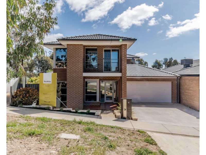 7 Benwerren Close, Strathdale VIC 3550