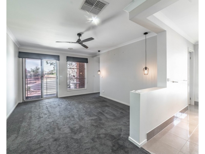 7 Benwerren Close, Strathdale VIC 3550