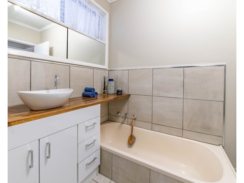 1/82 High Street, Kangaroo Flat VIC 3555