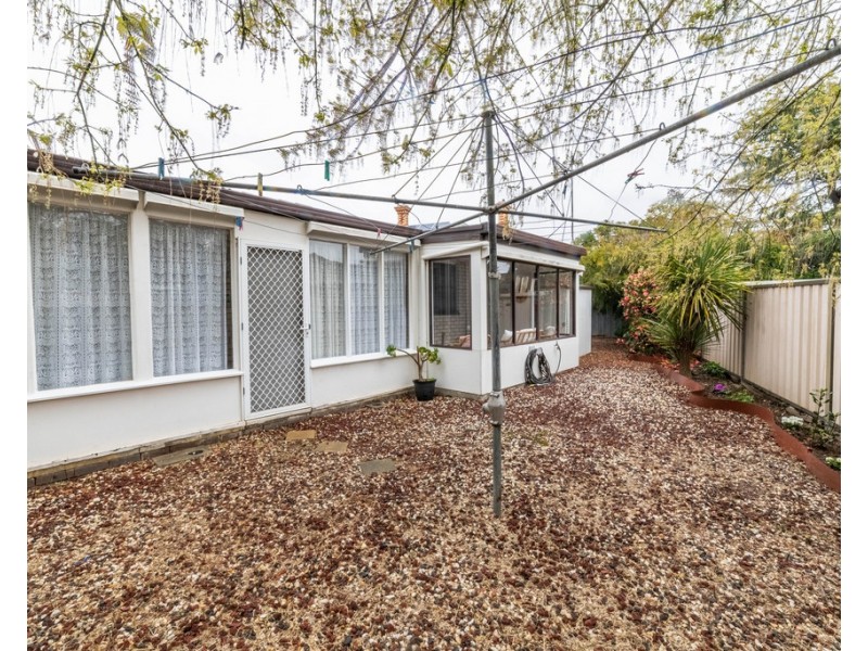 1/82 High Street, Kangaroo Flat VIC 3555