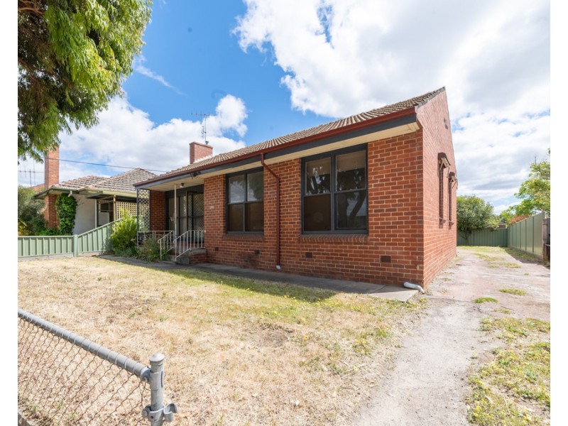 298 King Street, Golden Square VIC 3555