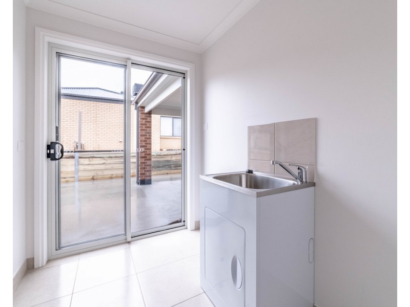 16 Quartz Place, Golden Square VIC 3555