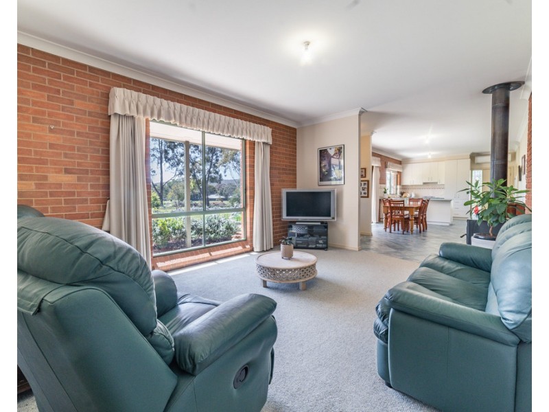 40 Broodie Street, Heathcote VIC 3523