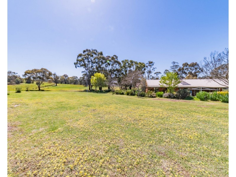 40 Broodie Street, Heathcote VIC 3523