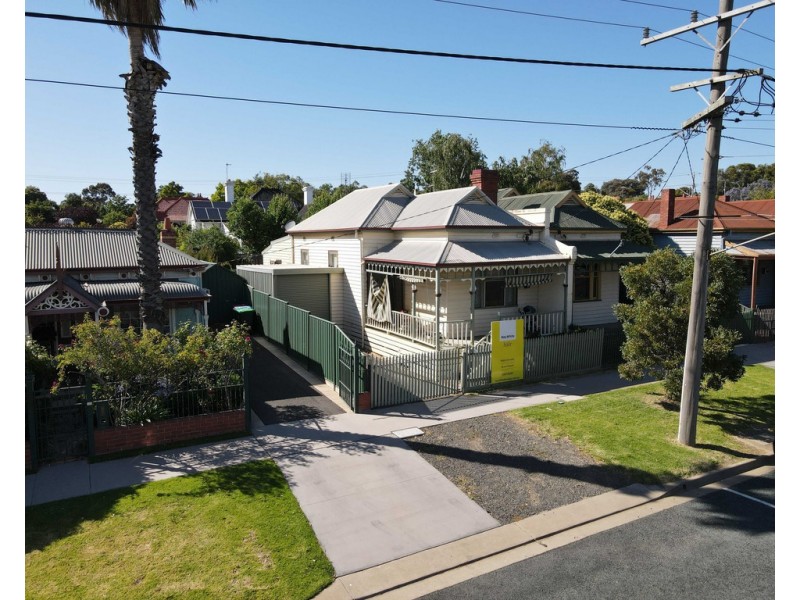 57 Gladstone Street, Quarry Hill VIC 3550