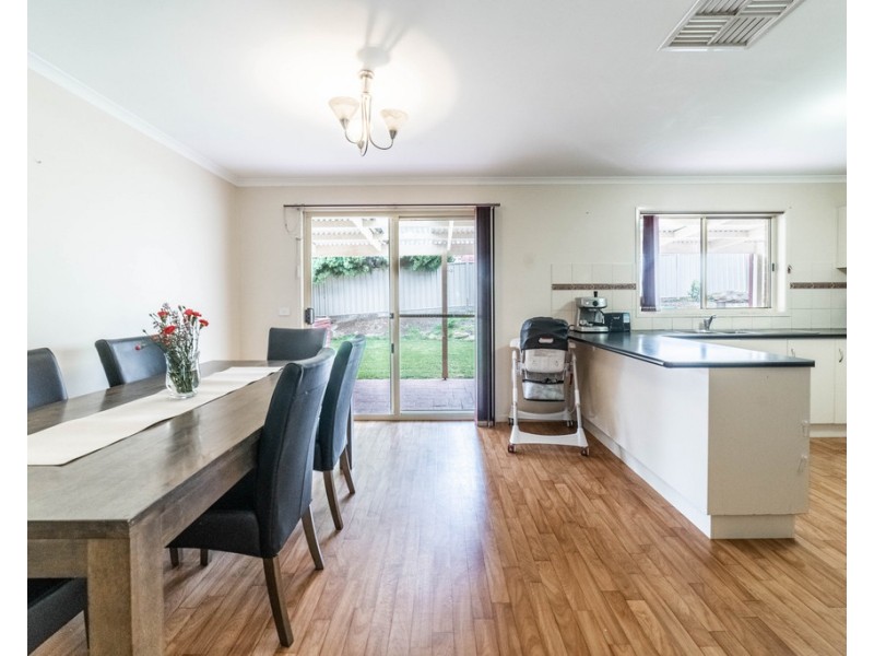 18 Ross Street, White Hills VIC 3550