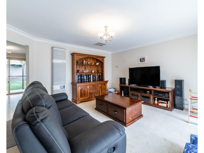 18 Ross Street, White Hills VIC 3550