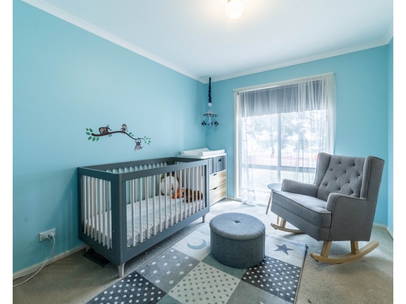 18 Ross Street, White Hills VIC 3550