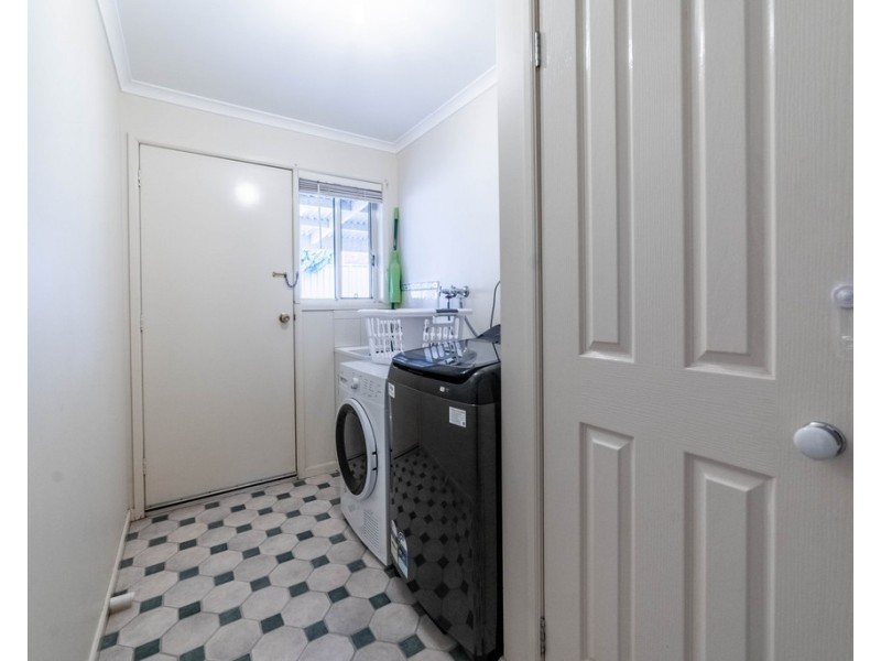 18 Ross Street, White Hills VIC 3550