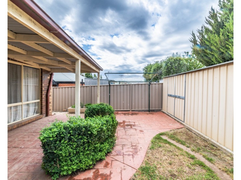18 Ross Street, White Hills VIC 3550