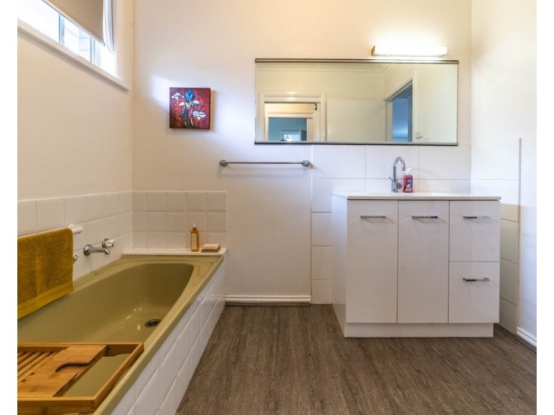 4/5710 Calder Highway, Kangaroo Flat VIC 3555