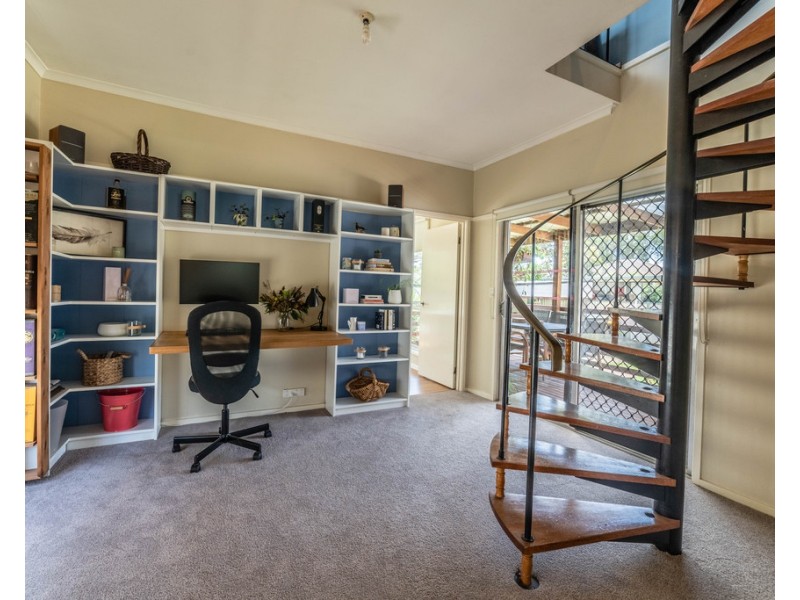 155 Bobs Street, White Hills VIC 3550