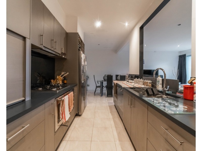 2/374 Barnard Street, Ironbark VIC 3550