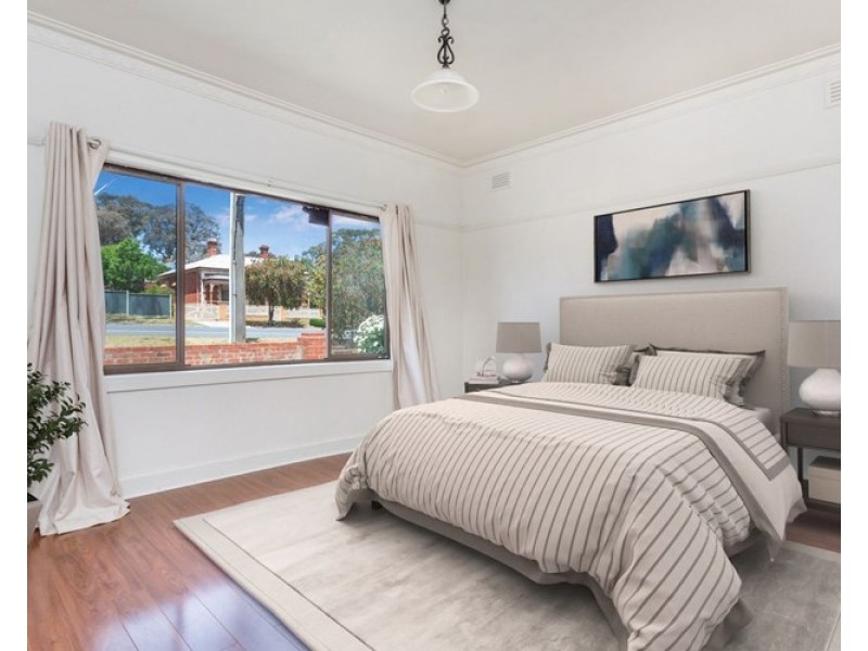 142 Gladstone Street, Quarry Hill VIC 3550