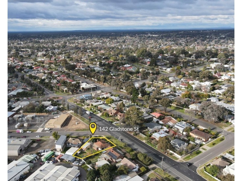 142 Gladstone Street, Quarry Hill VIC 3550