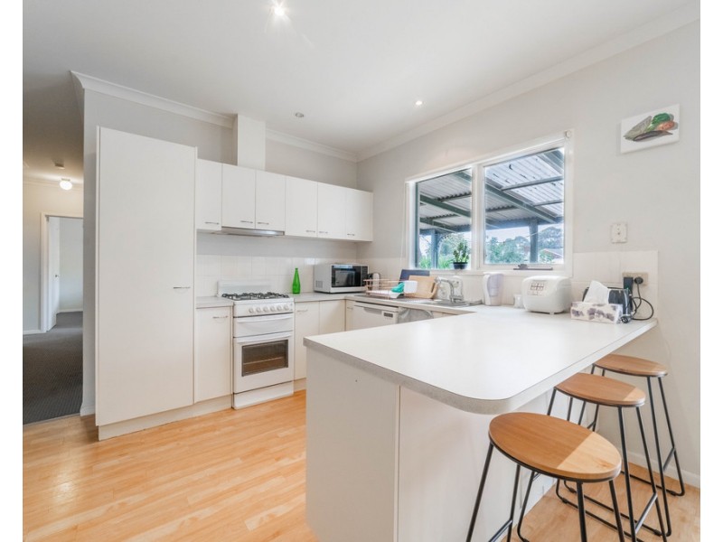 25 Specimen Hill Road, Golden Square VIC 3555