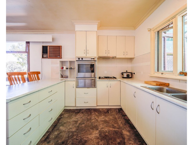 7 Barney Street, North Bendigo VIC 3550