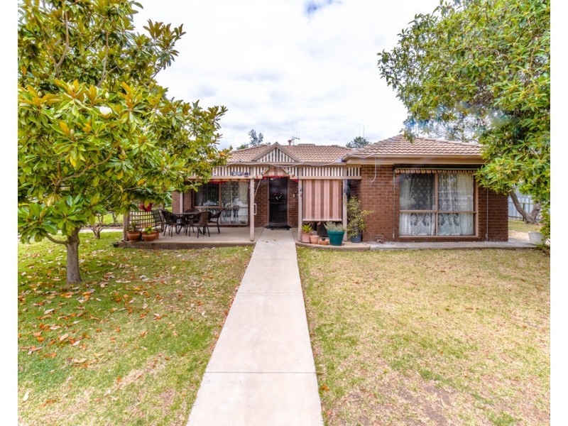 27 Frederick Street, North Bendigo VIC 3550