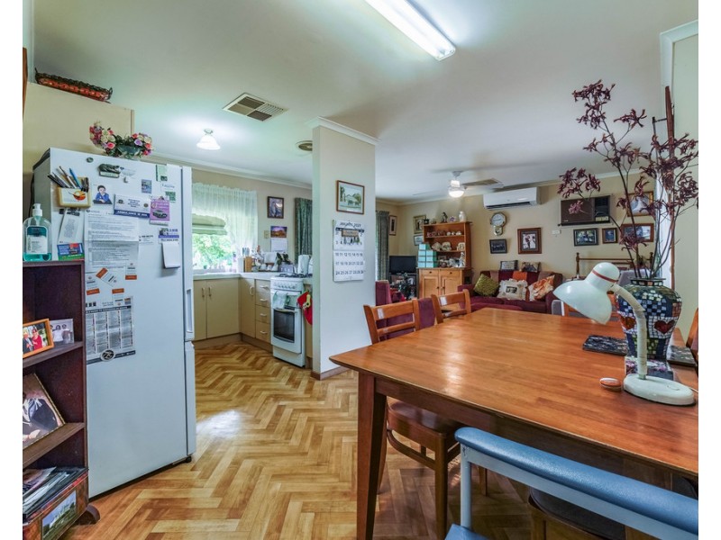 27 Frederick Street, North Bendigo VIC 3550